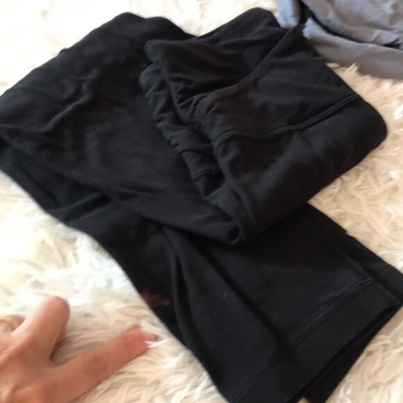 Lululemon-Lot of 8 - Picture 14 of 15